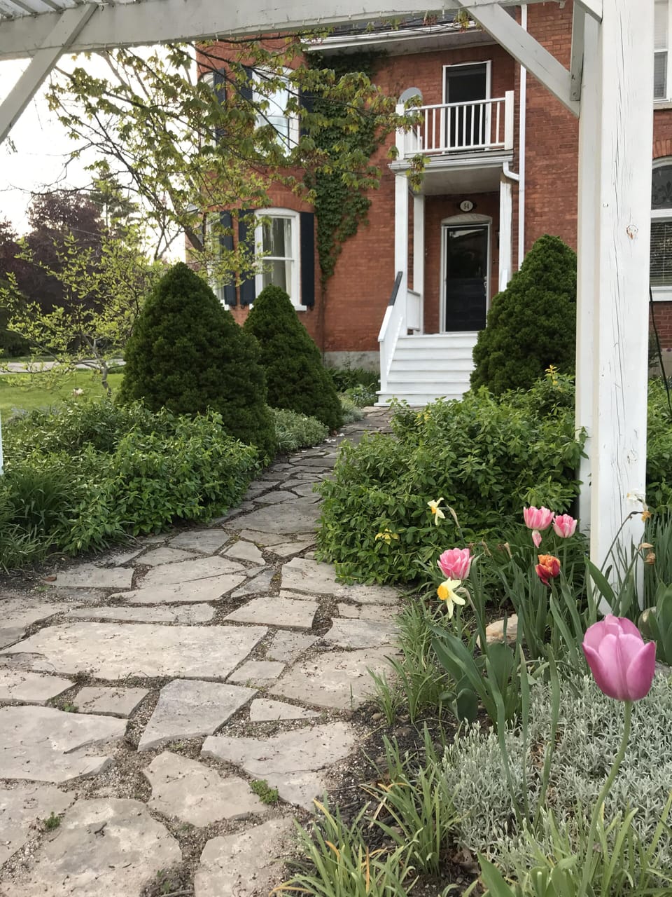 Flagstone walkway to the front door