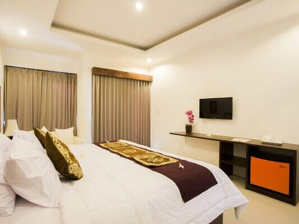 Deluxe 1 bedroom pool view