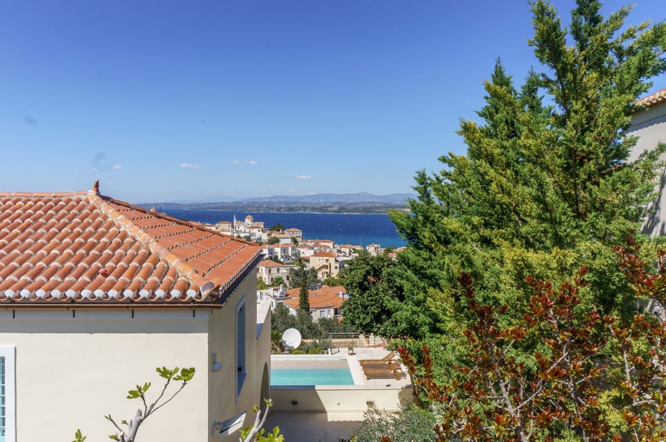 Views of the house