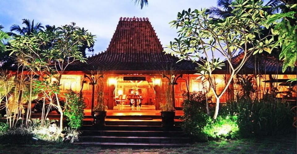 Deluxe Villa traditional Javanese Joglo