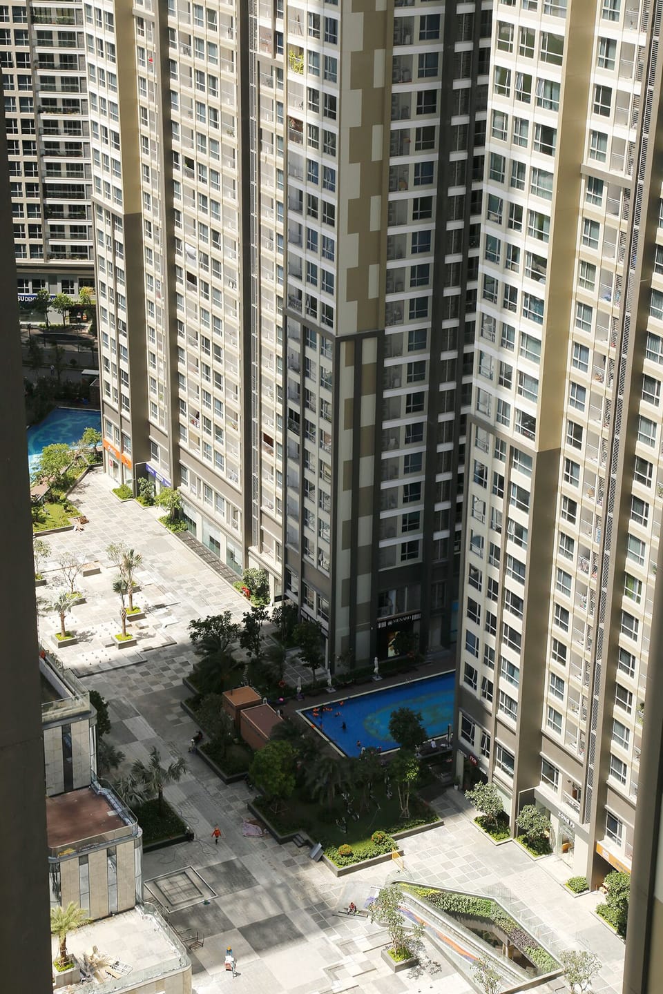 Green Park-view 2BR, Apt in Central Park