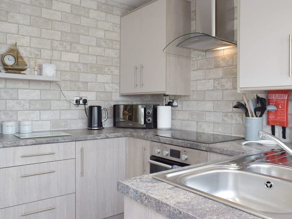 Modern kitchen.  Sea Dreams, Saundersfoot.
