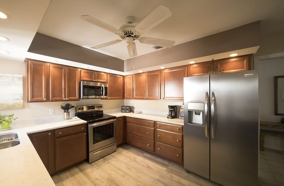 Spacious updated kitchen