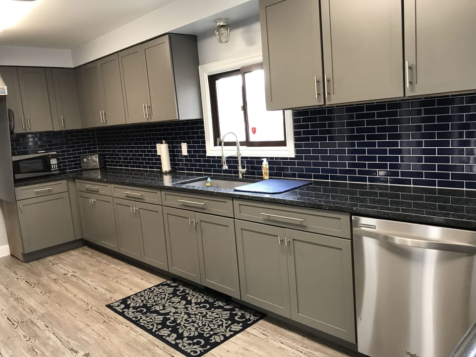 Open, roomy kitchen space 