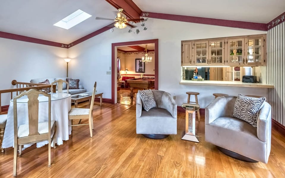 Shared Sunroom