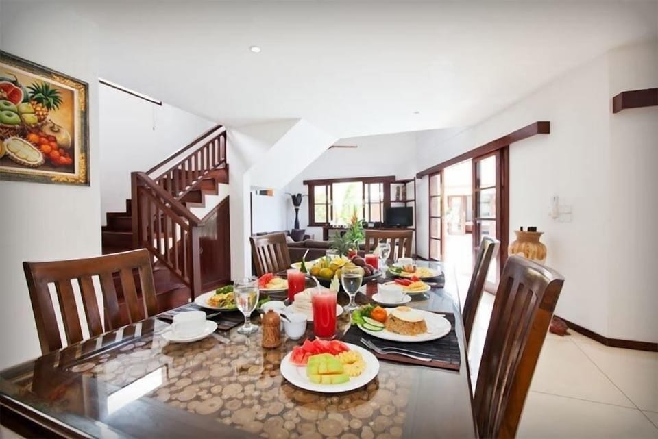 ORG 3BR Modern Villa Seminyak