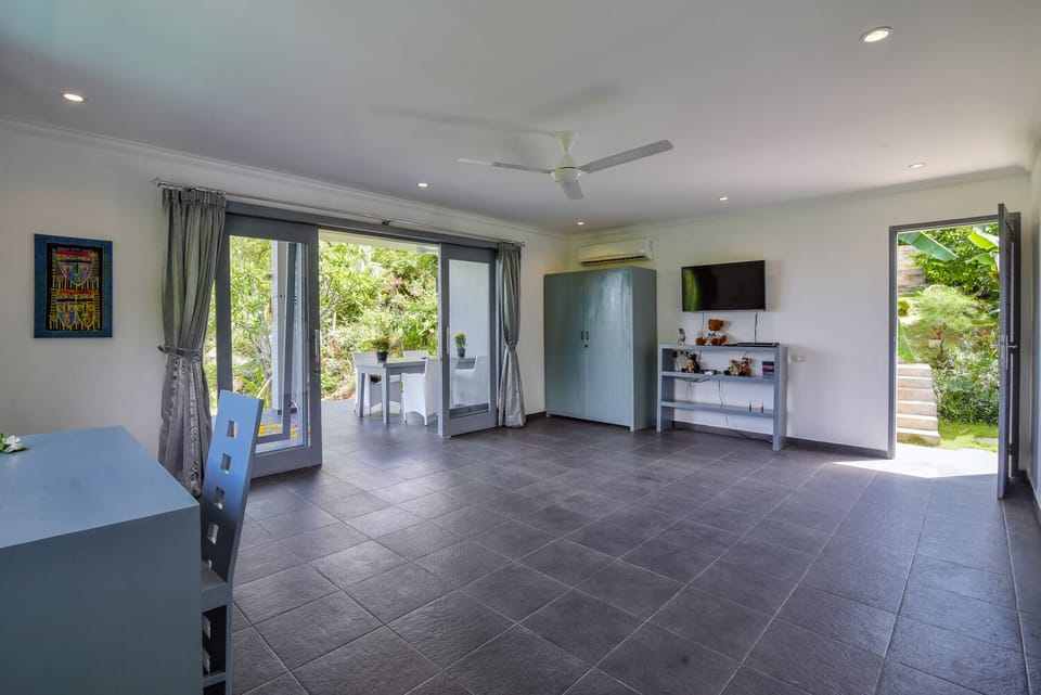 Luxury 2 Bedroom Villa near Lovina, Bali