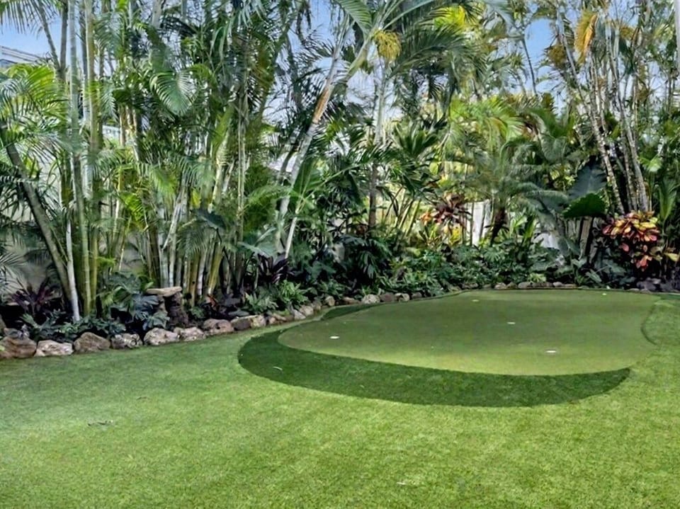 New putting green!