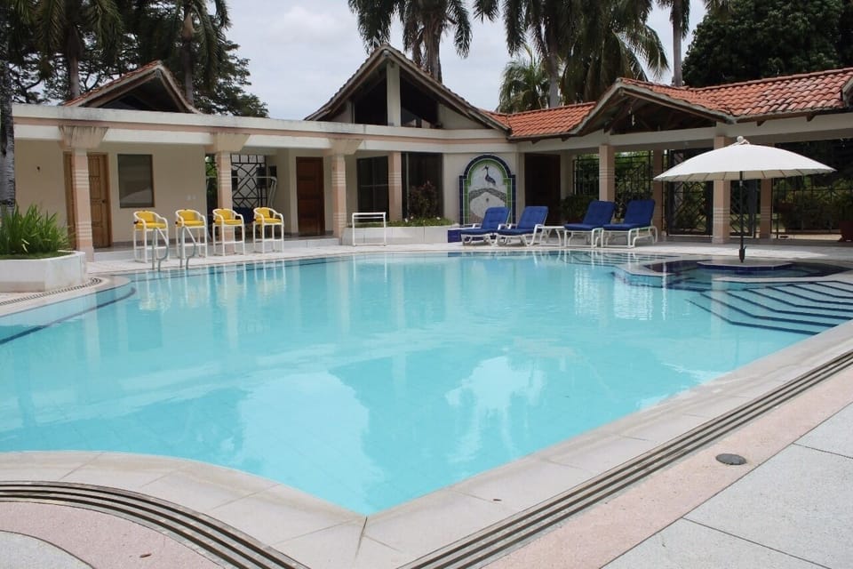 CASA CAMPESTRE FINCA ALCARAVAN