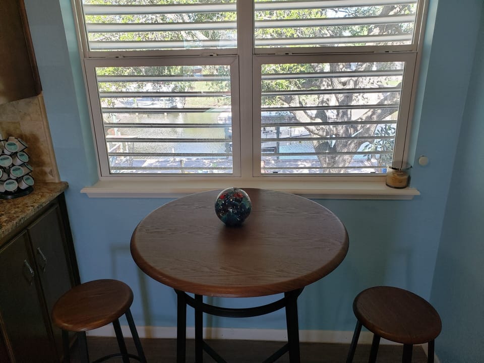 Breakfast nook overlooking canal 