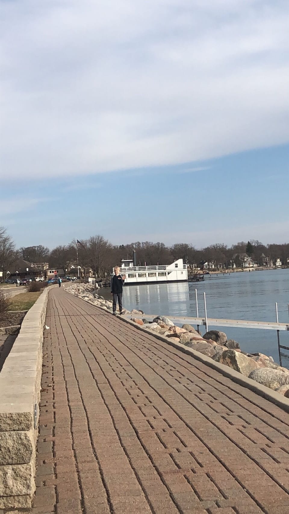 Lake View Drive and Lady of the Lake