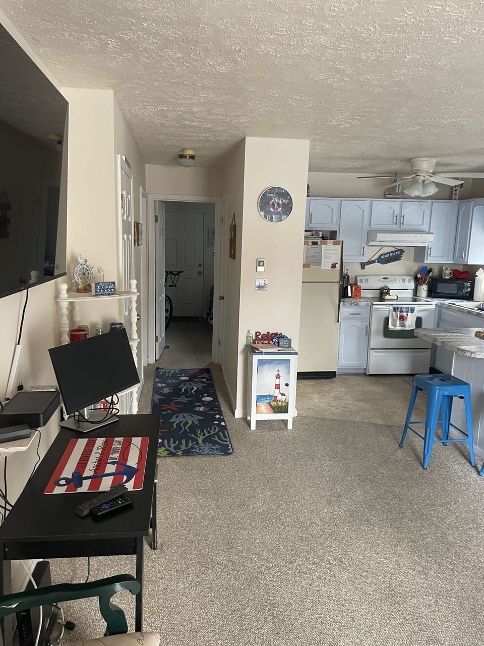 Living room room & full kitchen
