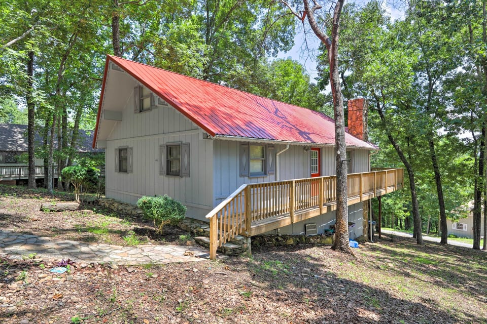 Pine Mountain Vacation Rental | 2BR | 2BA | 1,400 Sq Ft | 2 Stories