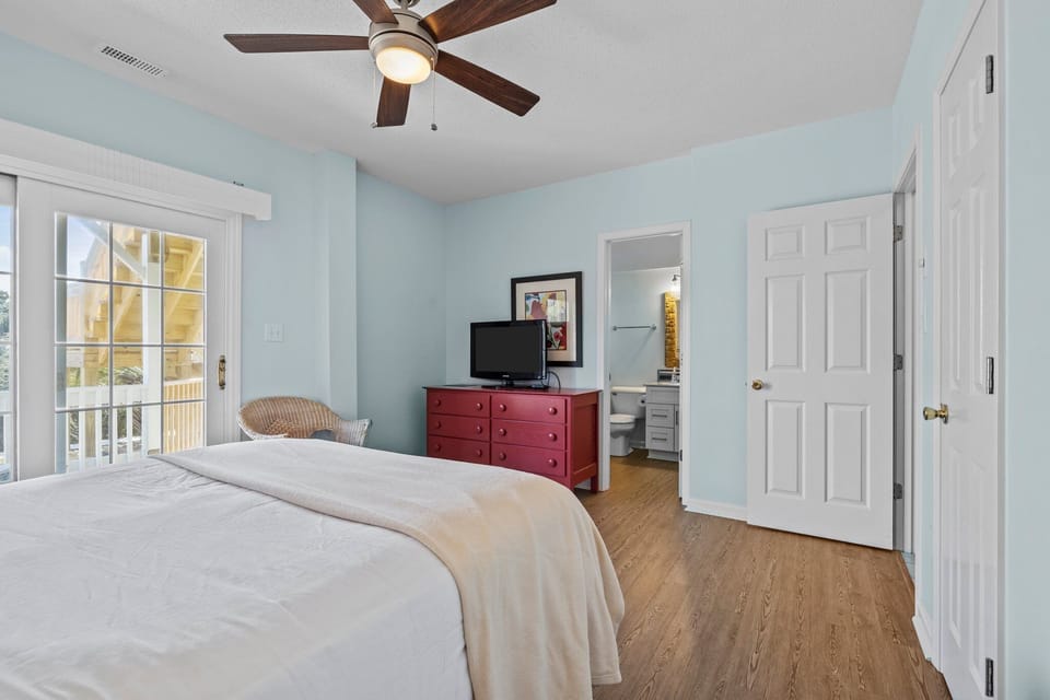 Ground Floor Queen Room