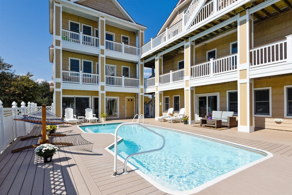 Private Pool