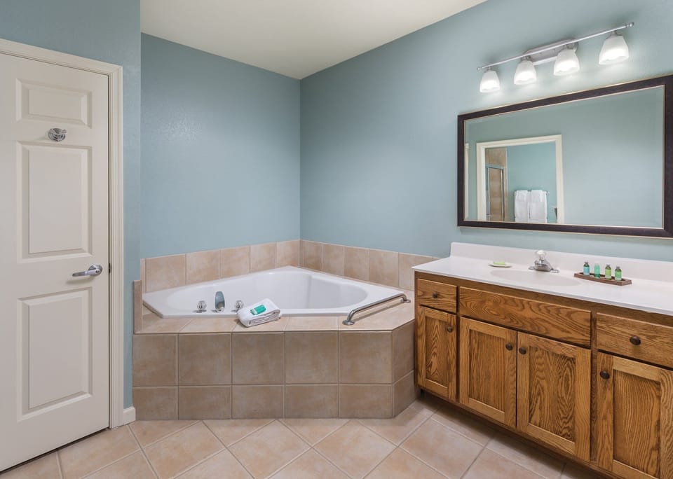 One Bedroom Deluxe