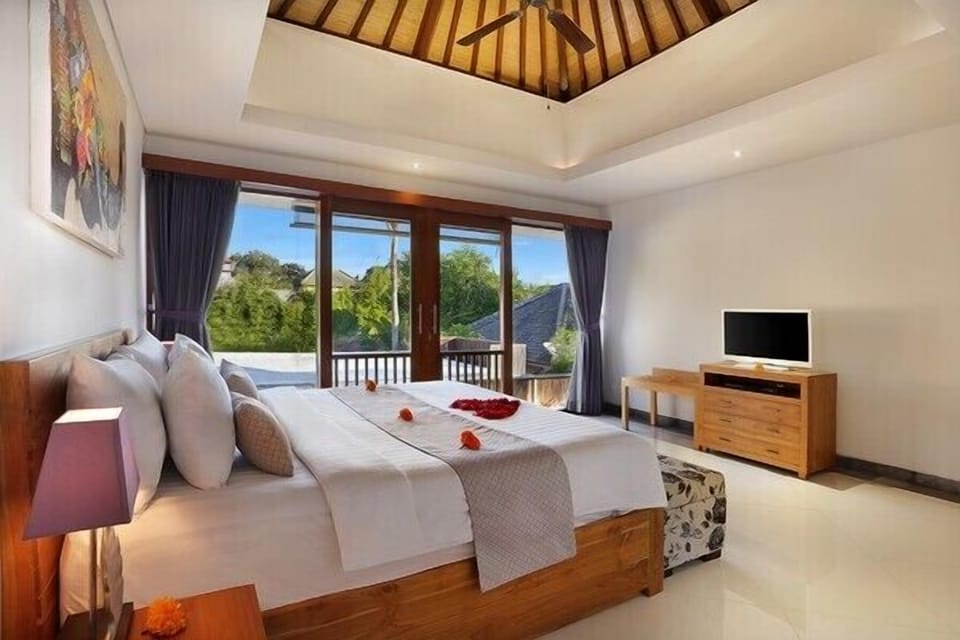 Family 2 Bedroom Pool Villa in Legian