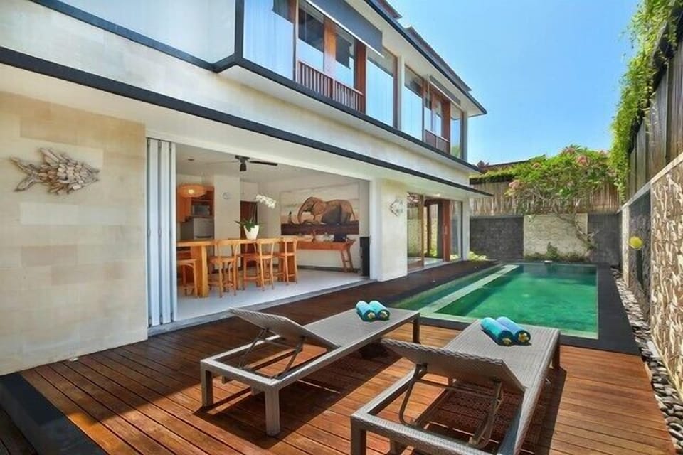Family 3 Bedroom Pool Villa in Legian