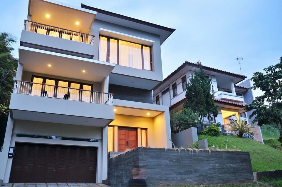 Exterior bulding