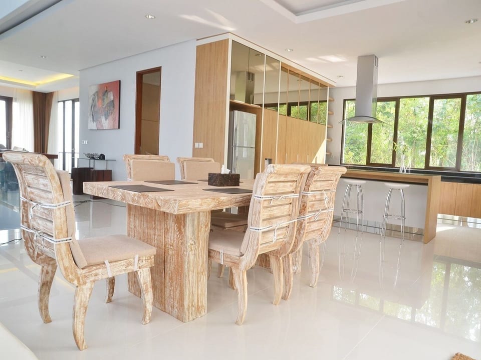 Dining table