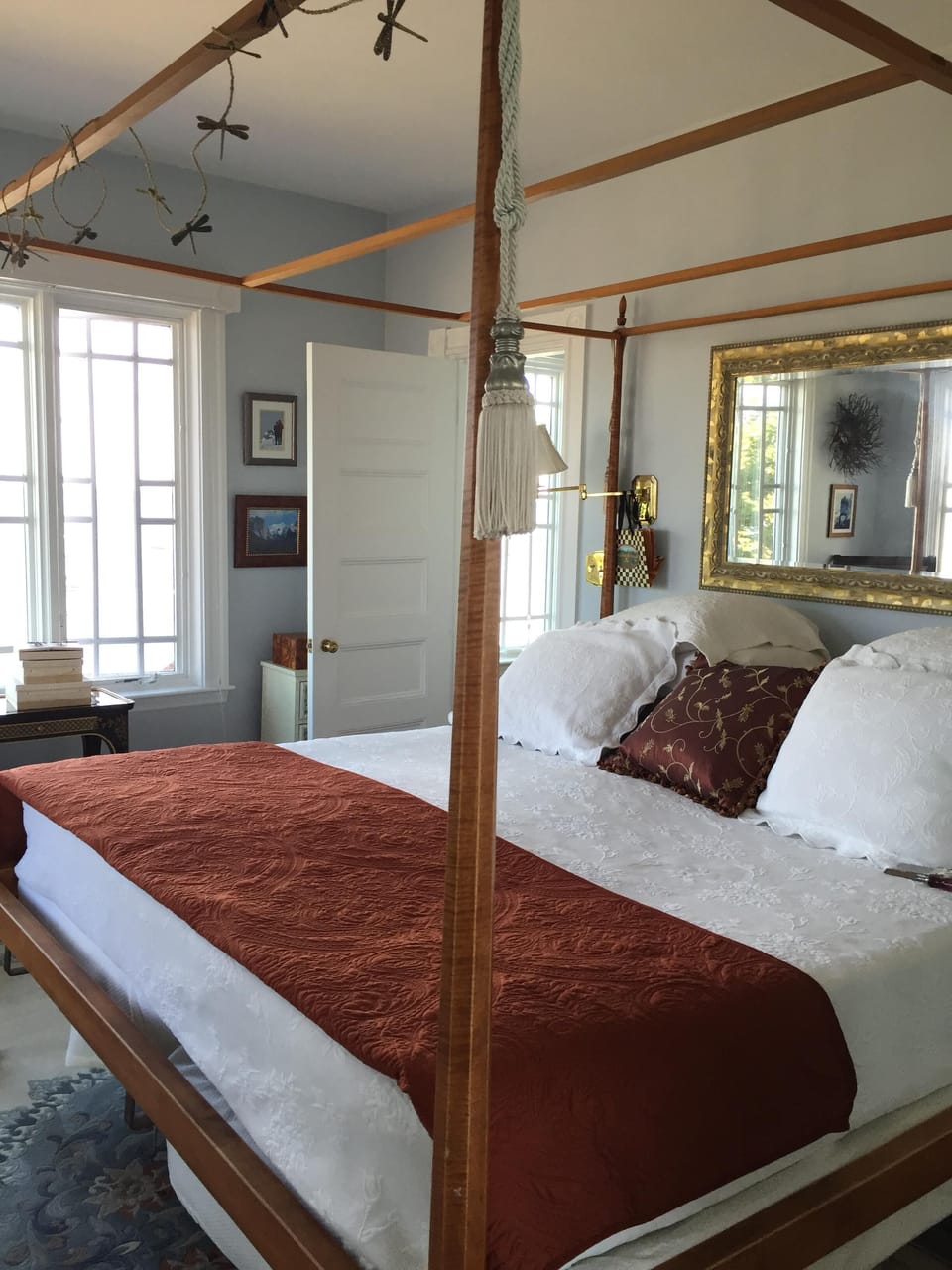 King-sized bed in master dedroom in Master Bedroom Suite