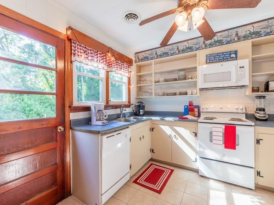 Bright and airy kitchen