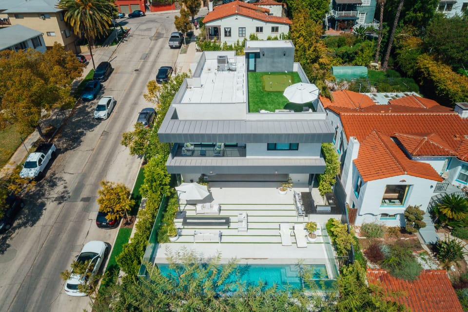 Over 750 SQFT mini golf on rooftop, 