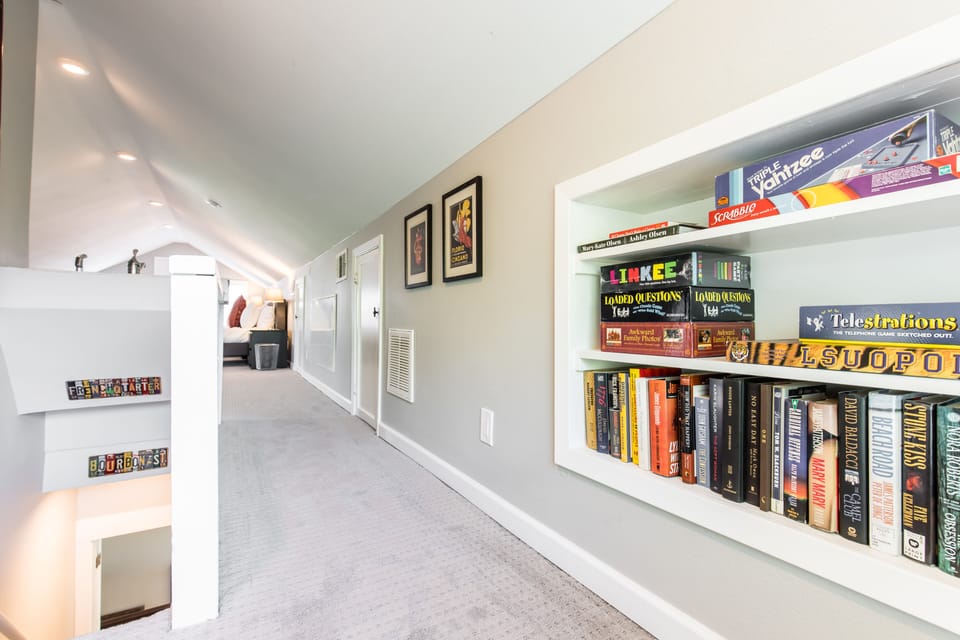 The Roux House Offers Luxury Comfort & Location in the Heart of Dallas!