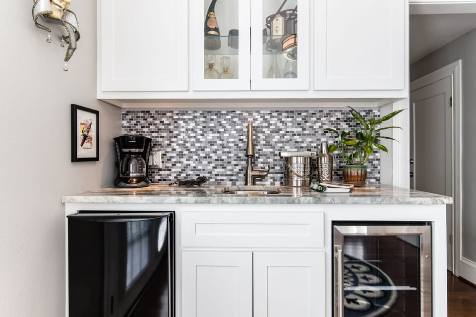 The Roux House Offers Luxury Comfort & Location in the Heart of Dallas!