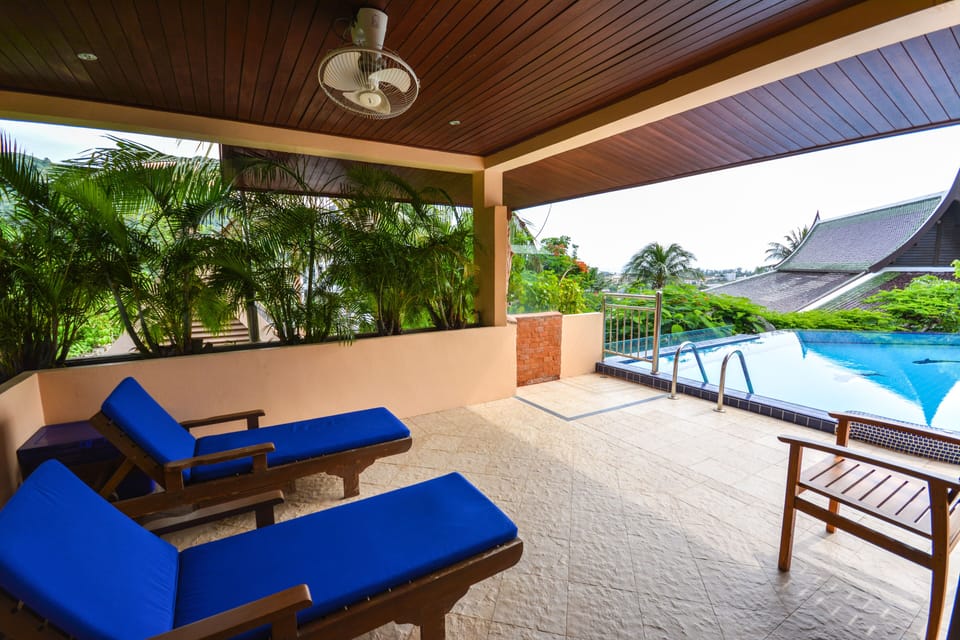 Luxury 4 Bed Infinity Pool Villa, Chef.