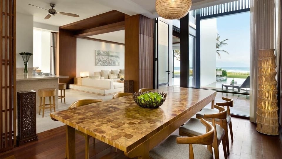 Beachfront villas in HYATT resort/3BRS