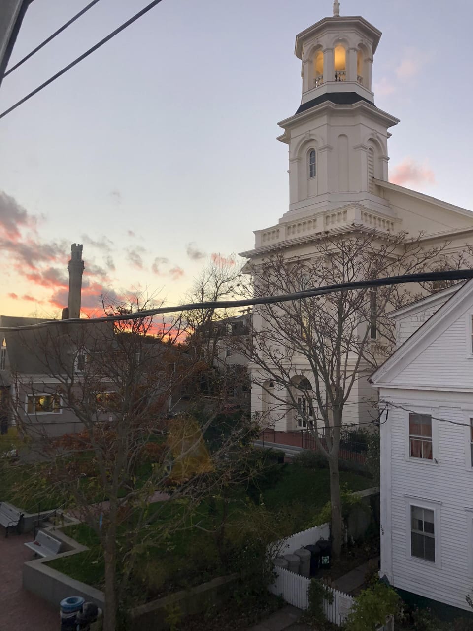 bedroom view - the library & monument