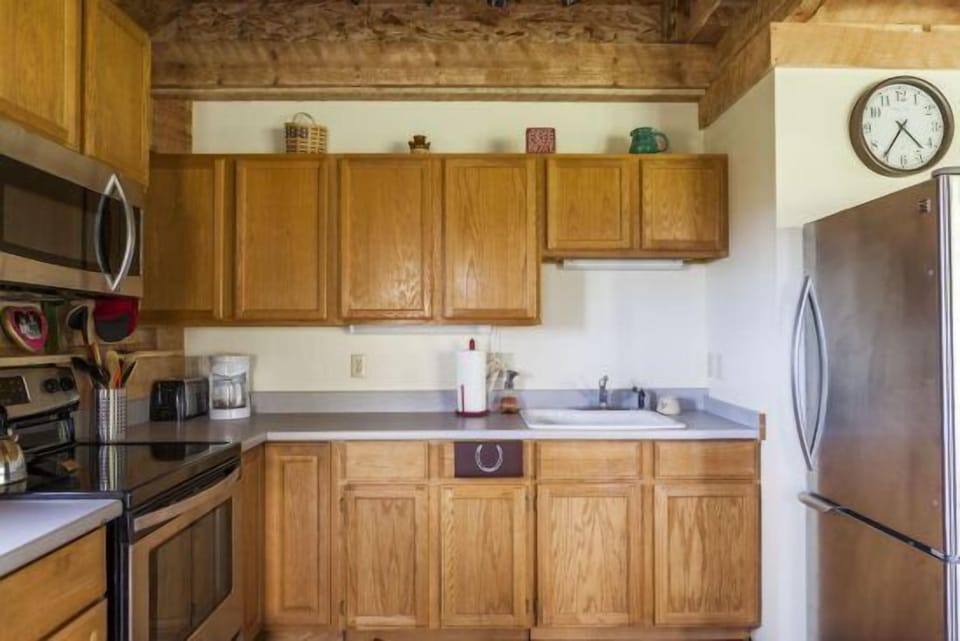Plenty of counter space and full size fridge