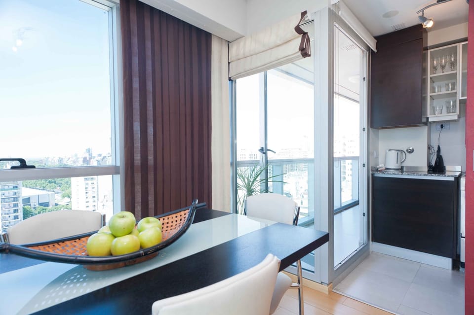Sunrise Apartment + Amazing River Views 
