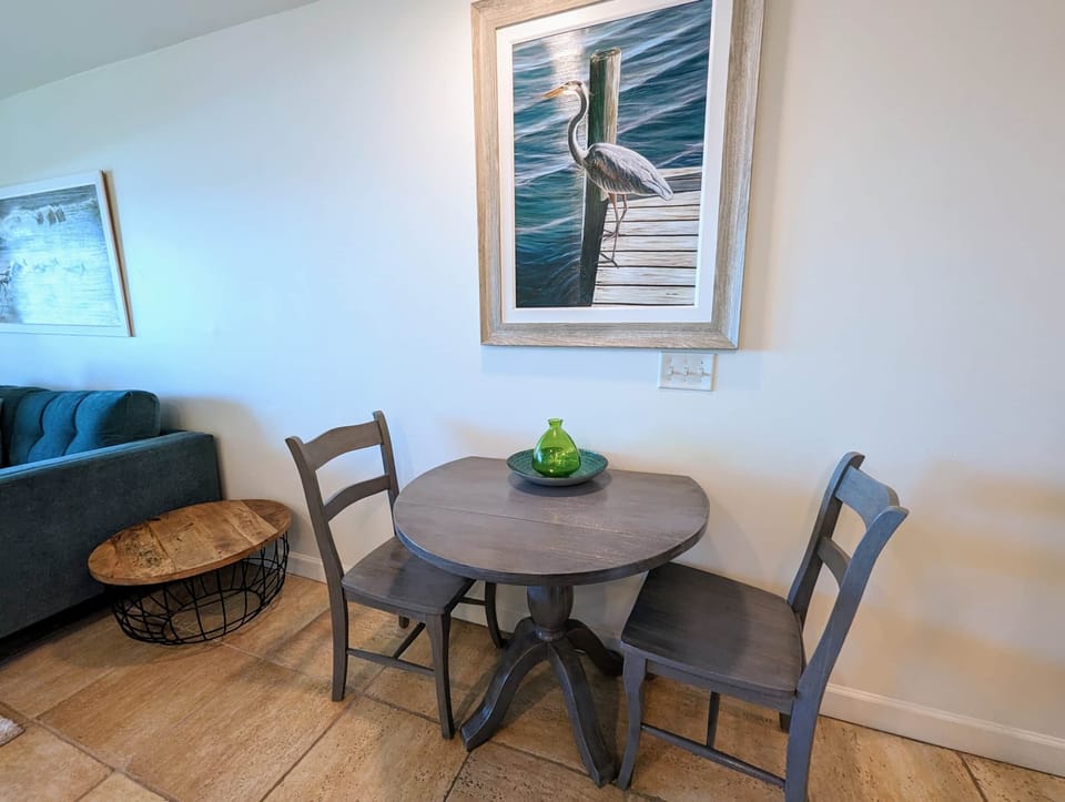 Breakfast area (2)