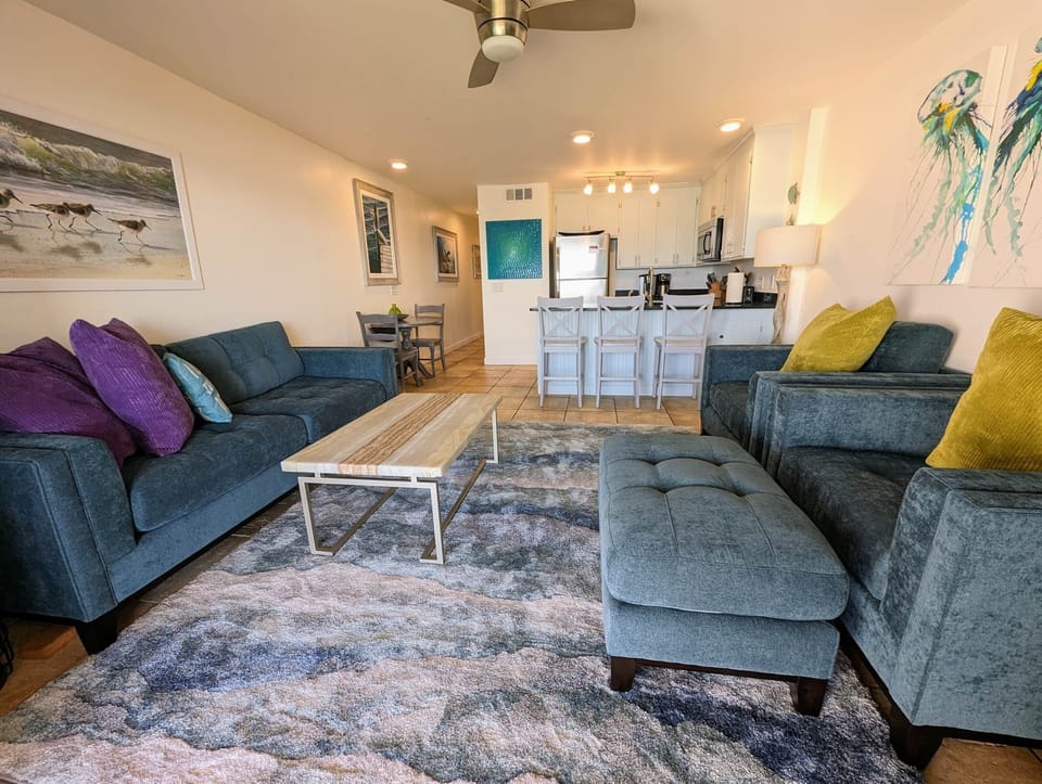 LR, kitchen and dining area