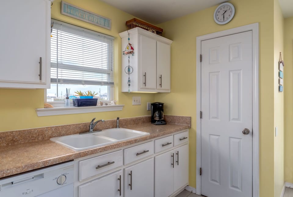 38 - kitchen 3