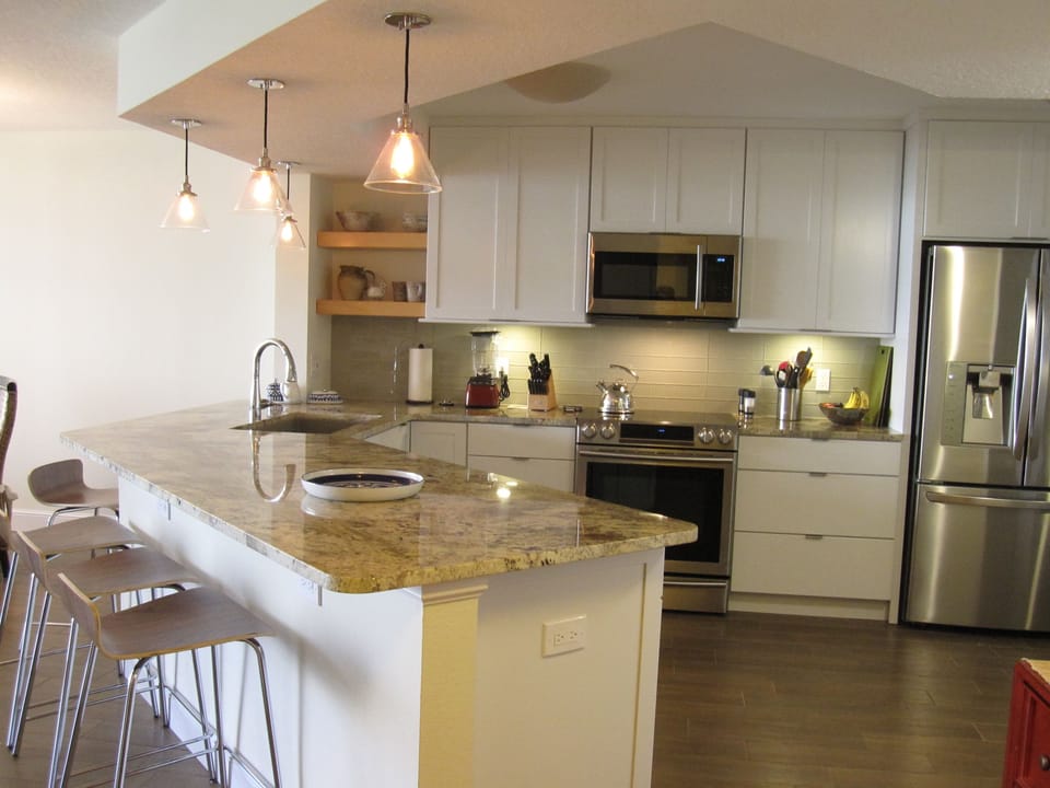 New kitchen with contemporary styling. Stainless appliances, a real cooks dream!