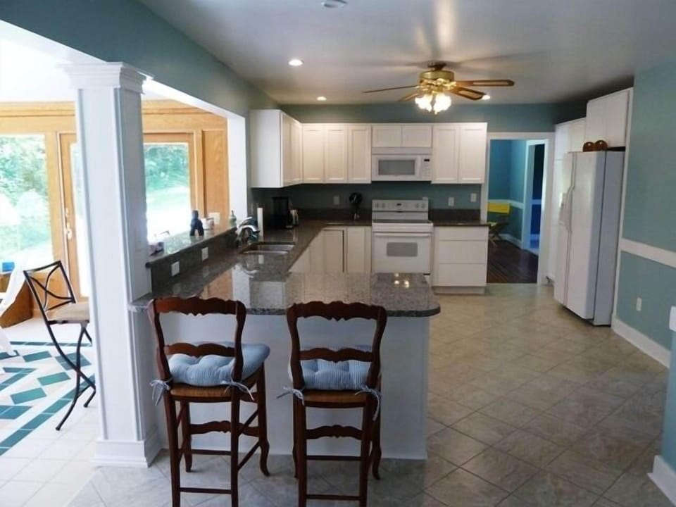 Kitchen area