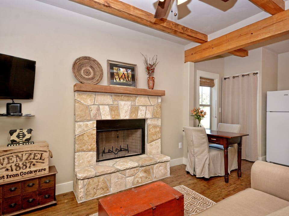 Woodburning fire place