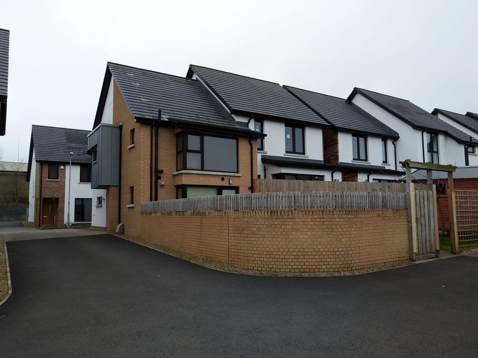 Access to house by rear gate