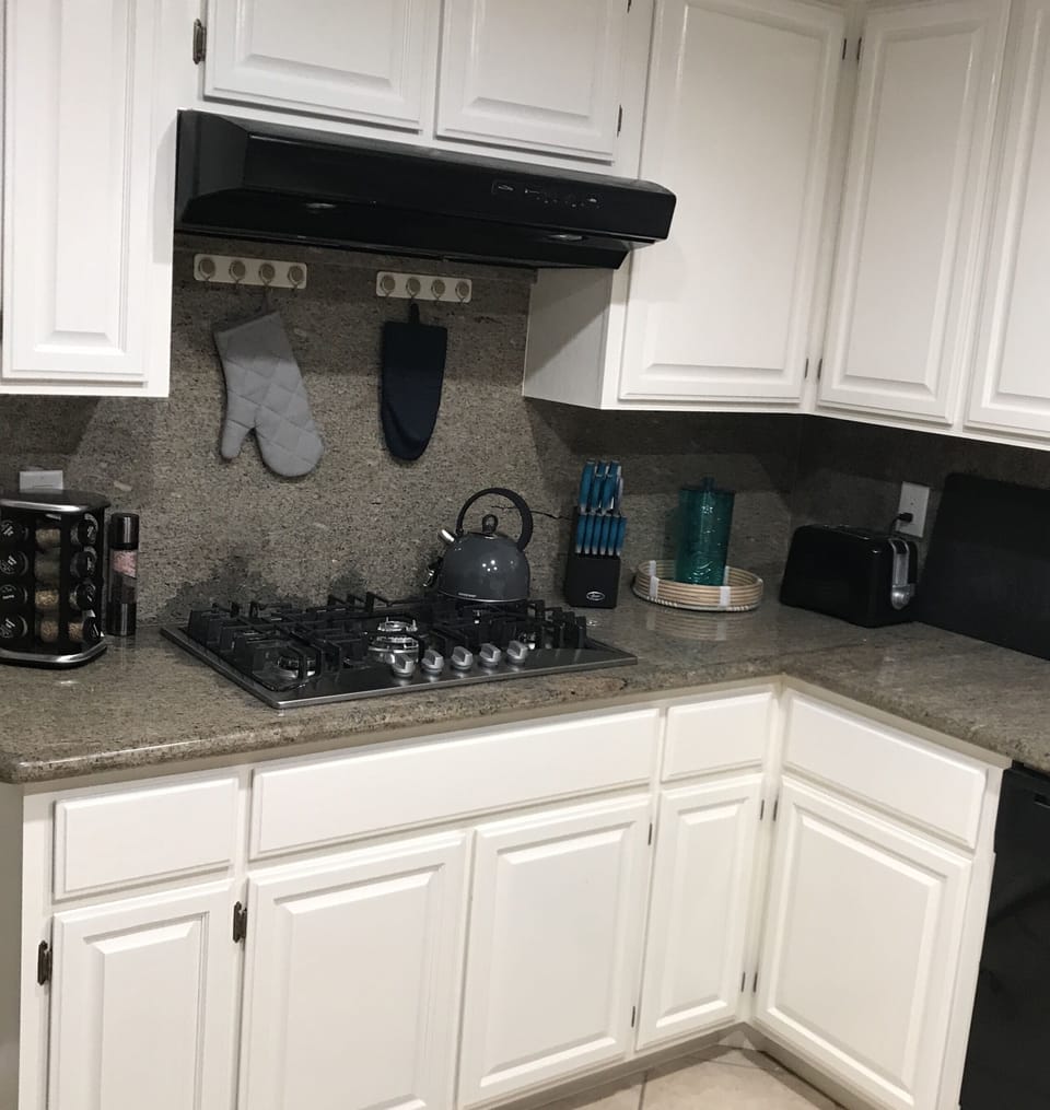 Full kitchen with everything you need