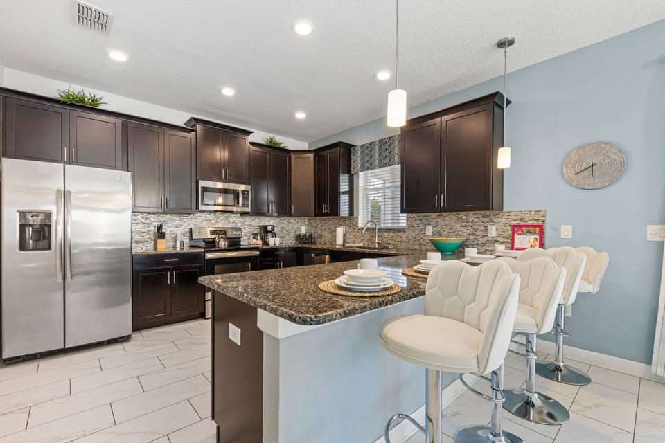 Full equipped kitchen