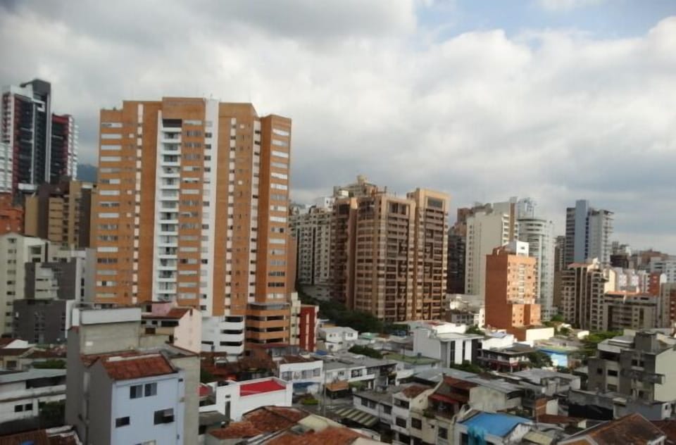 APARTAESTUDIO AMOBLADO BUCARAMANGA 902