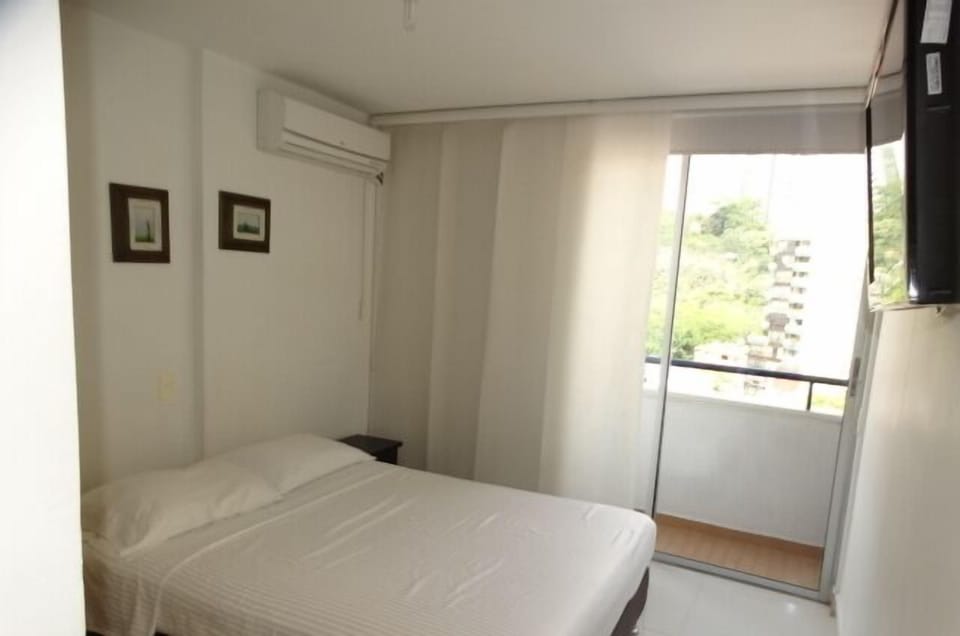 APARTAESTUDIO AMOBLADO BUCARAMANGA 902