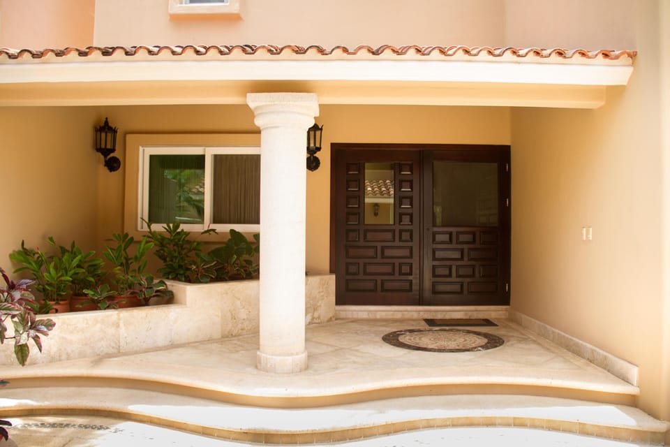 Exterior detail