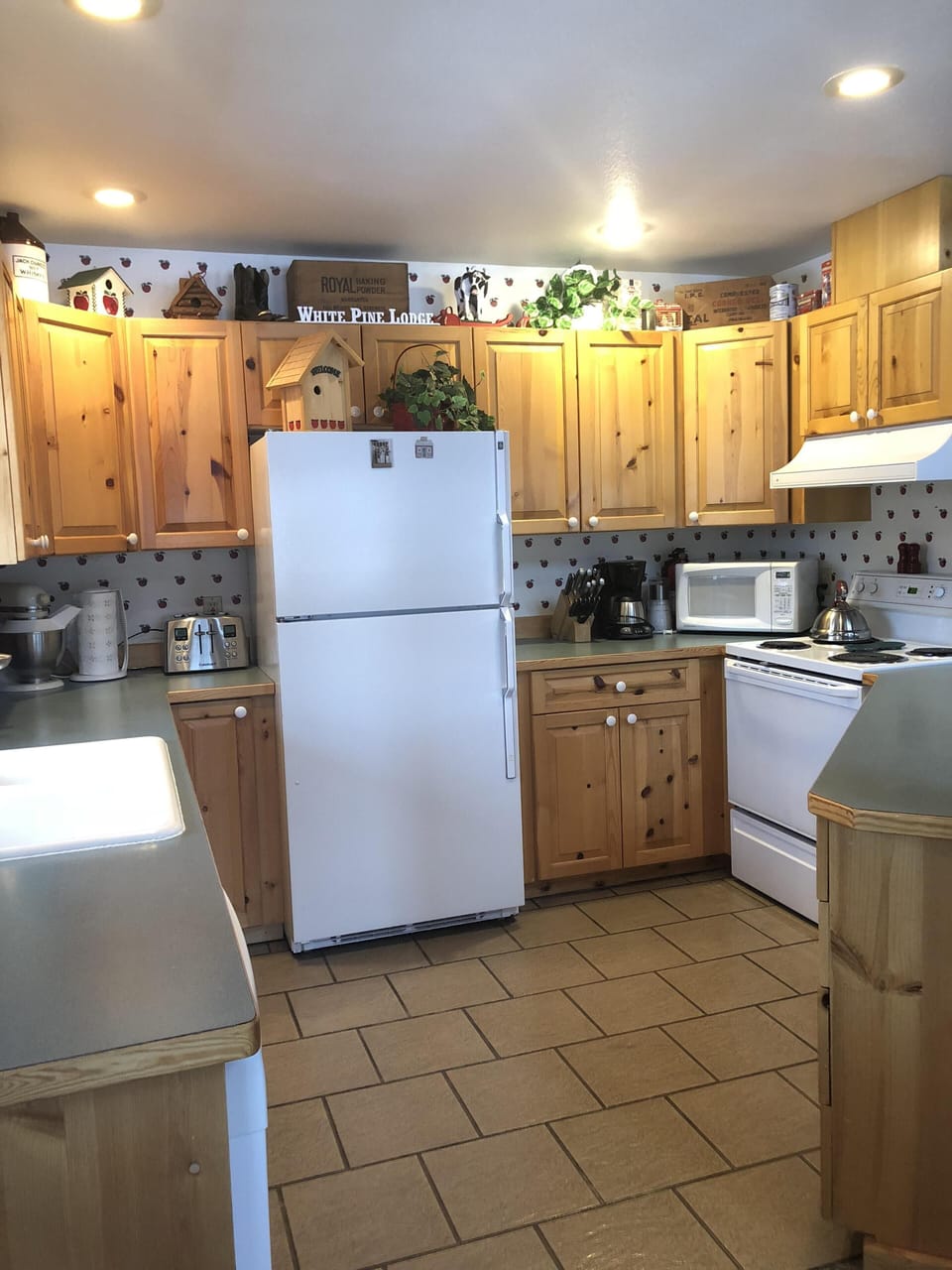 Enjoy cooking breakfast for your group.