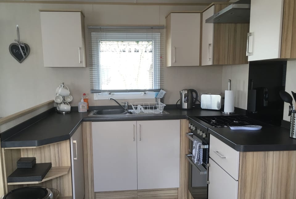 Fully equipped kitchen