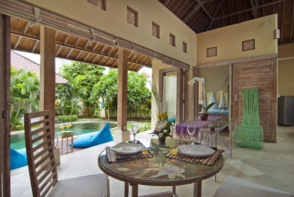 Villa Domus Dua 1km from seminyak beach