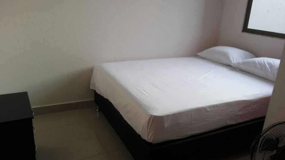LLeras park apartment